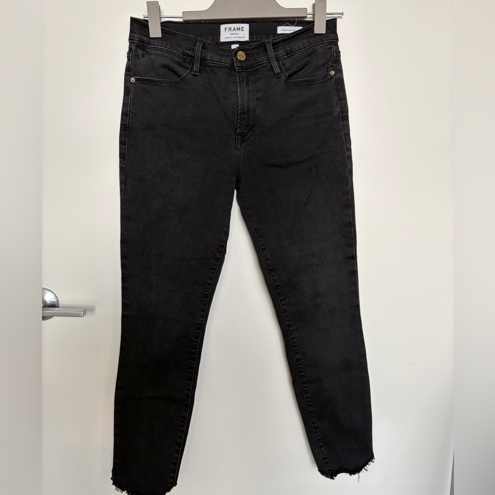 Frame Denim Women's Dark and Medium Blue Skinny Jeans Bundle - Picture 5 of 8